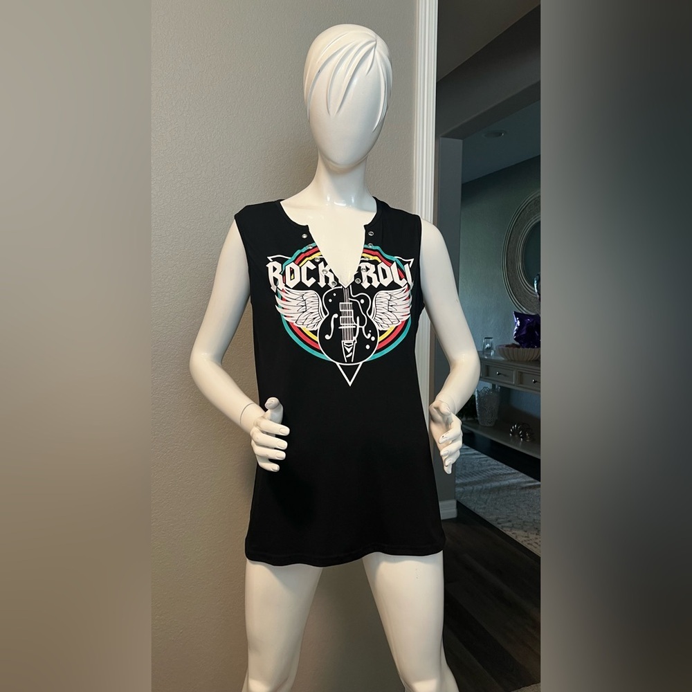 Black Rock & Roll Graphic Women's Top size L